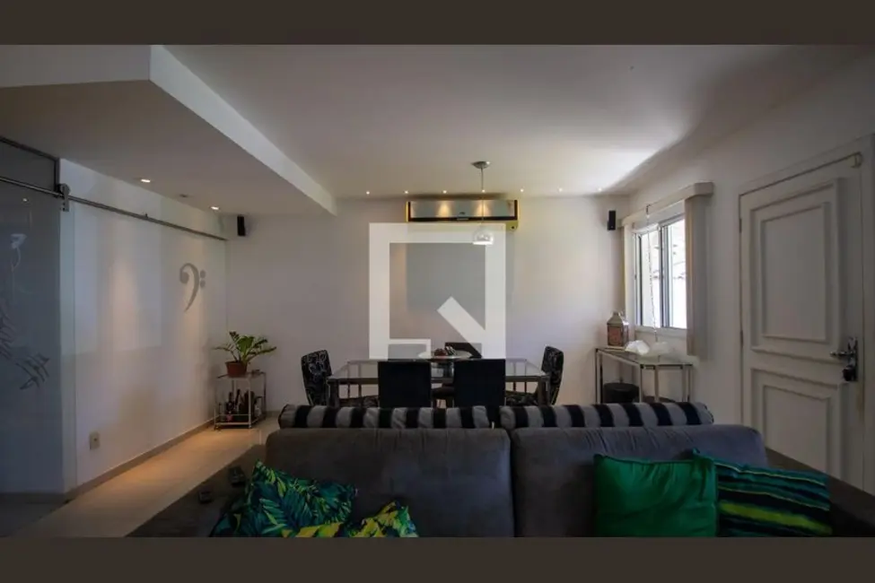 Foto 4 de Casa com 4 quartos à venda, 180m2 em Rio De Janeiro - RJ