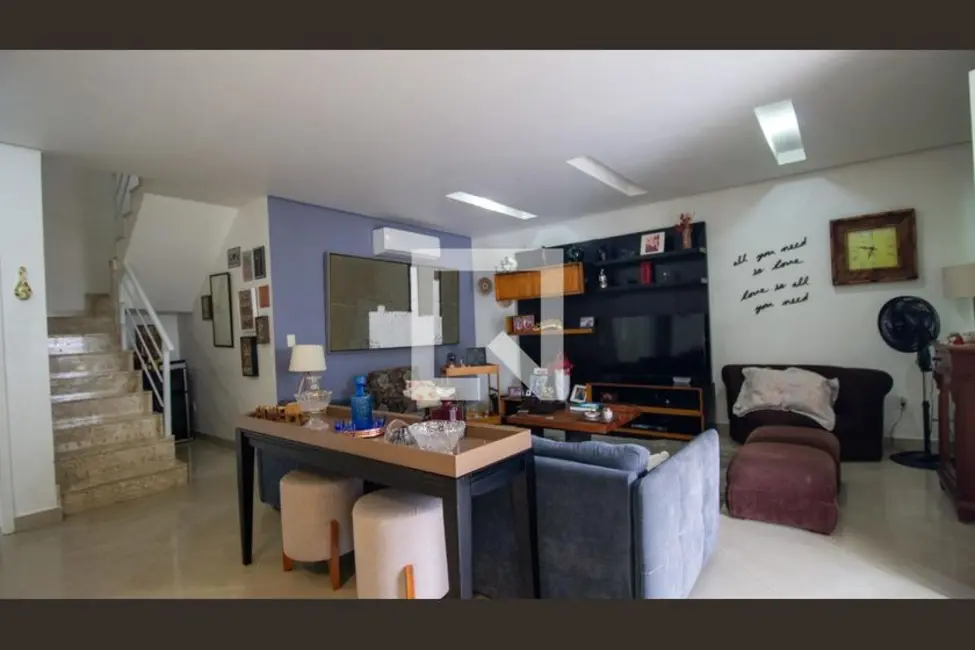 Foto 1 de Casa com 5 quartos à venda, 280m2 em Rio De Janeiro - RJ