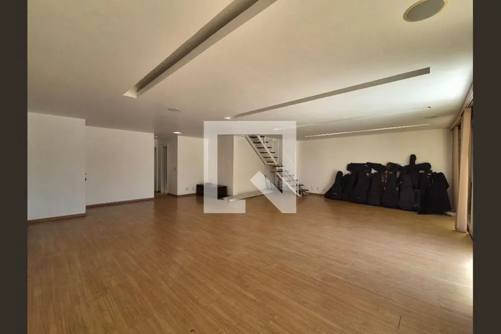 Apartamento com 4 quartos à venda, 319m2 em Rio De Janeiro - RJ - imagem 4 Foto 4 de Apartamento com 4 quartos à venda, 319m2 em Rio De Janeiro - RJ