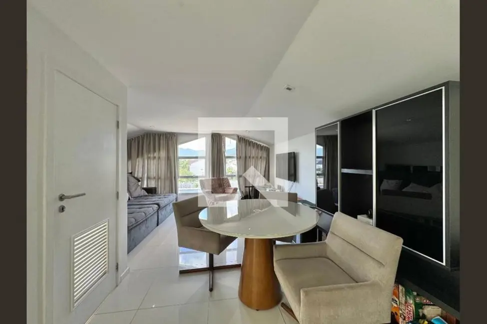 Foto 5 de Casa de Condomínio com 5 quartos à venda, 260m2 em Rio De Janeiro - RJ