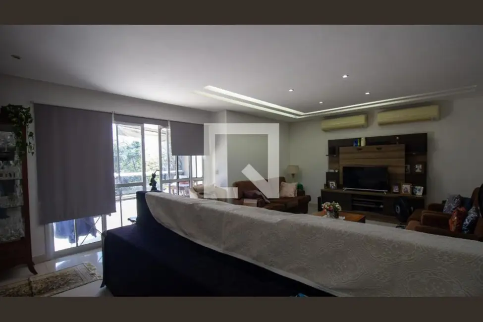 Foto 2 de Apartamento com 4 quartos à venda, 220m2 em Rio De Janeiro - RJ