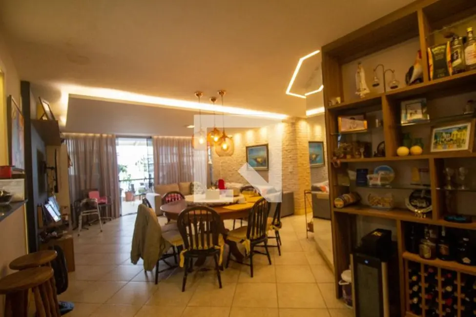 Foto 1 de Apartamento com 4 quartos à venda, 205m2 em Rio De Janeiro - RJ