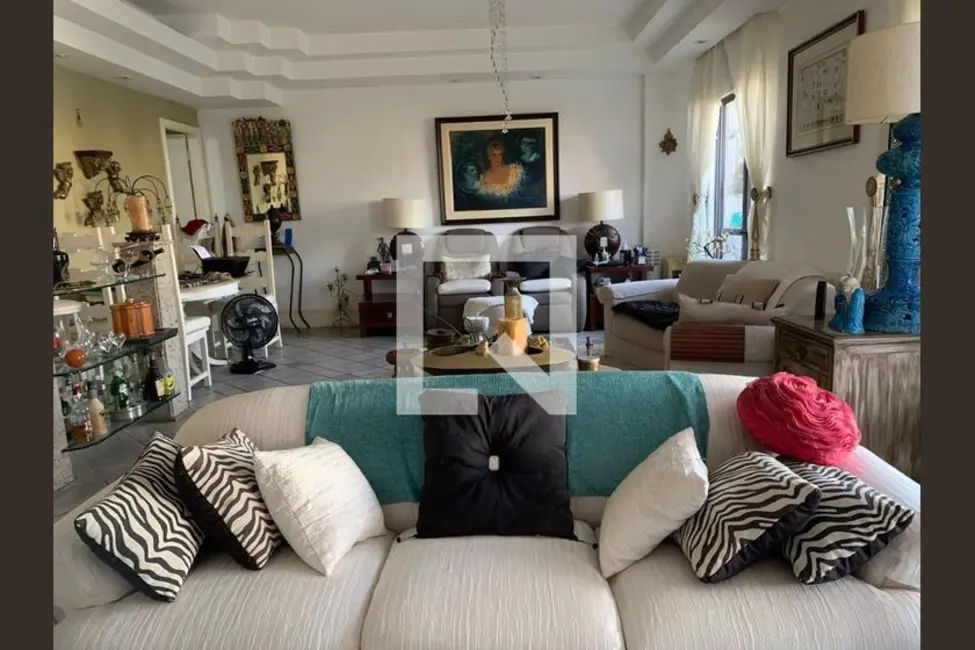 Apartamento com 4 quartos à venda, 344m2 em Rio De Janeiro - RJ - imagem 2 Foto 2 de Apartamento com 4 quartos à venda, 344m2 em Rio De Janeiro - RJ