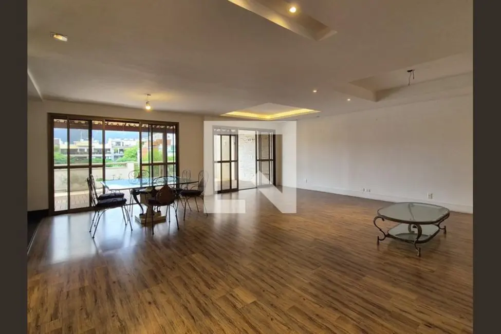 Foto 3 de Apartamento com 3 quartos à venda, 250m2 em Rio De Janeiro - RJ