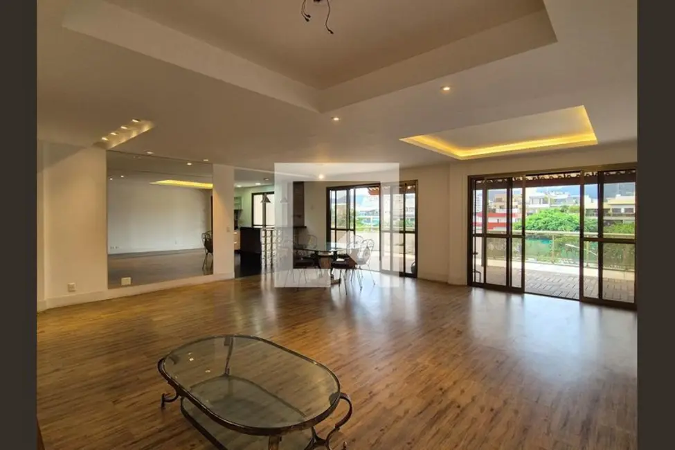 Foto 5 de Apartamento com 3 quartos à venda, 250m2 em Rio De Janeiro - RJ