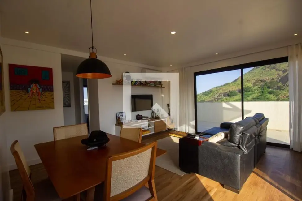 Apartamento com 3 quartos à venda, 217m2 em Rio De Janeiro - RJ - imagem 3 Foto 3 de Apartamento com 3 quartos à venda, 217m2 em Rio De Janeiro - RJ