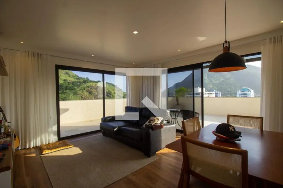 Apartamento com 3 quartos à venda, 217m2 em Rio De Janeiro - RJ - imagem 1 Foto 1 de Apartamento com 3 quartos à venda, 217m2 em Rio De Janeiro - RJ