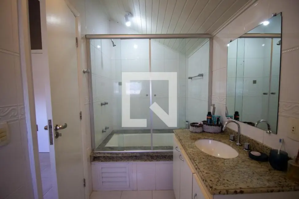 Foto 49 de Casa com 4 quartos à venda, 300m2 em Rio De Janeiro - RJ