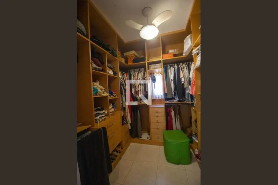 Foto 26 de Casa com 4 quartos à venda, 300m2 em Rio De Janeiro - RJ