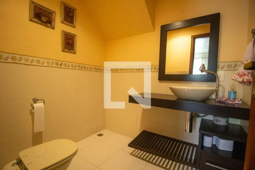 Foto 9 de Casa com 4 quartos à venda, 300m2 em Rio De Janeiro - RJ