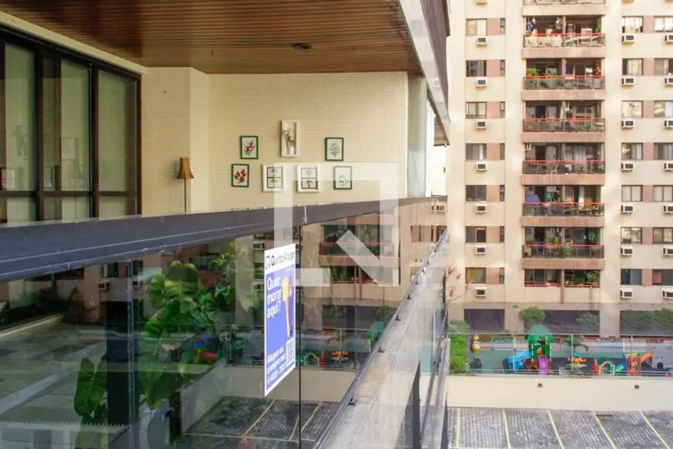 Foto 4 de Apartamento com 4 quartos à venda, 200m2 em Barra da Tijuca, Rio De Janeiro - RJ