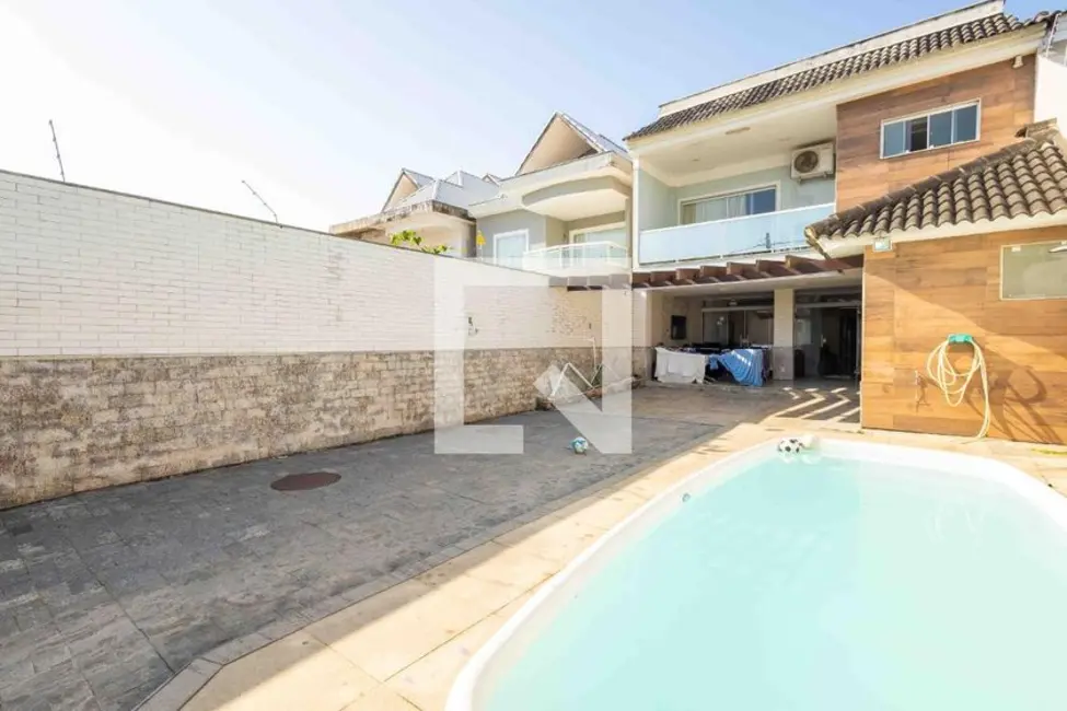 Casa com 5 quartos à venda, 450m2 em Rio De Janeiro - RJ - imagem 5 Foto 5 de Casa com 5 quartos à venda, 450m2 em Rio De Janeiro - RJ