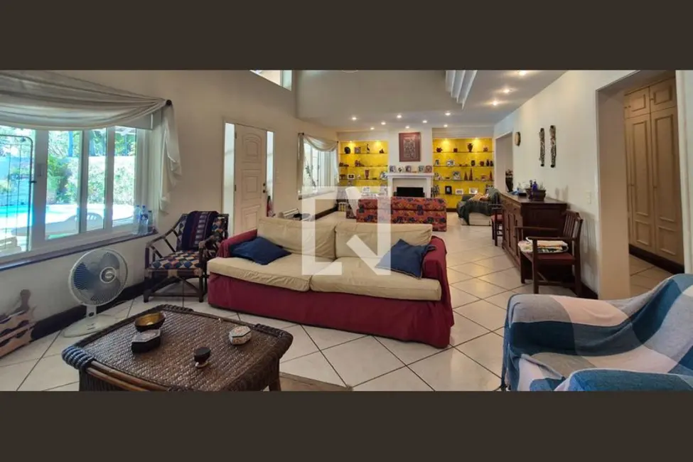 Foto 1 de Casa com 4 quartos à venda, 550m2 em Rio De Janeiro - RJ
