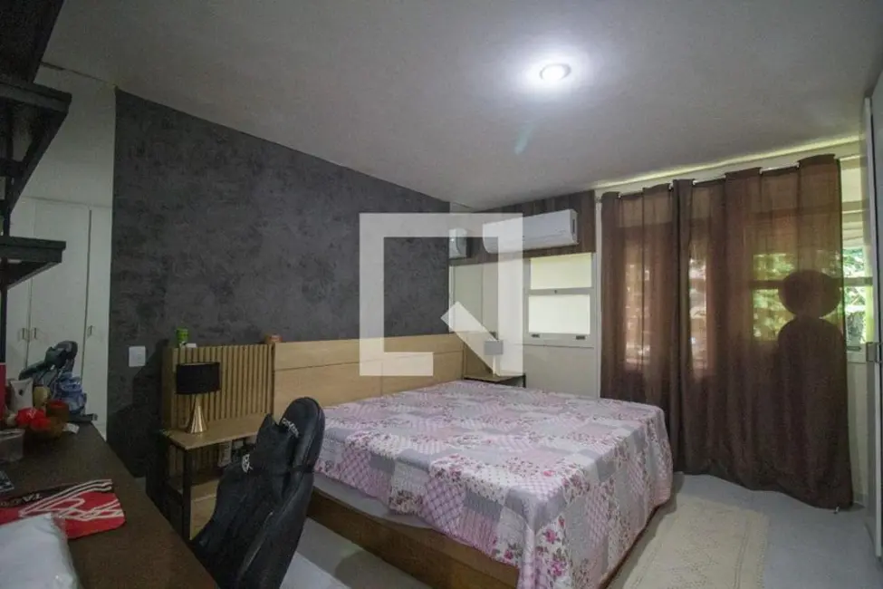 Casa de Condomínio com 3 quartos à venda, 210m2 em Rio De Janeiro - RJ - imagem 9 Foto 9 de Casa de Condomínio com 3 quartos à venda, 210m2 em Rio De Janeiro - RJ