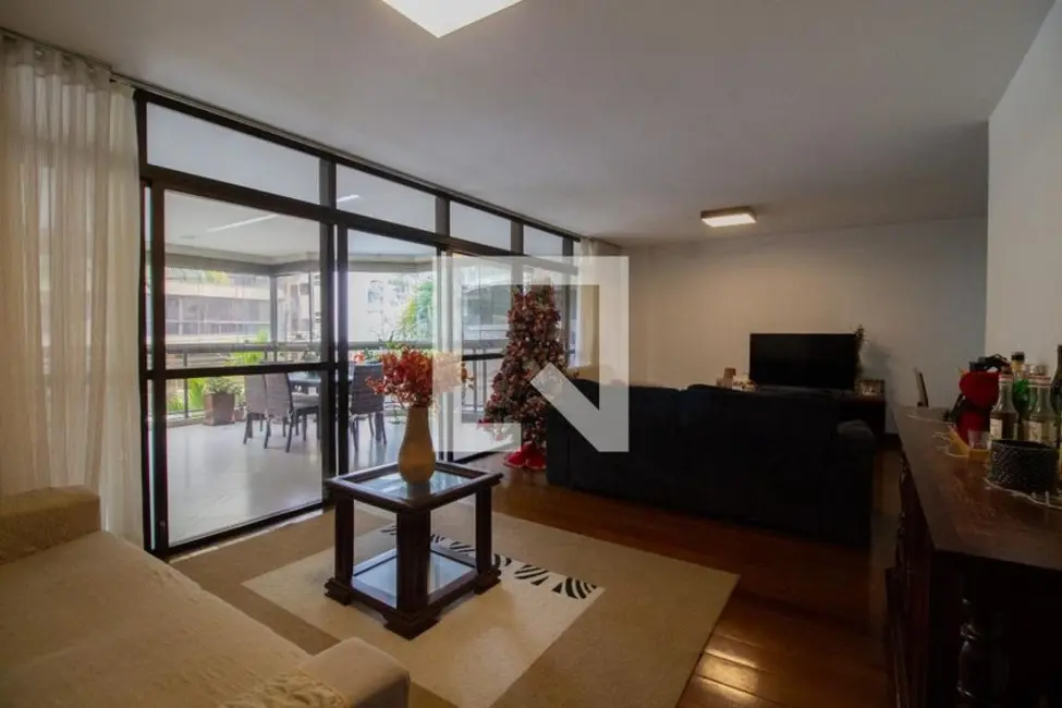 Apartamento com 3 quartos à venda, 180m2 em Rio De Janeiro - RJ - imagem 1 Foto 1 de Apartamento com 3 quartos à venda, 180m2 em Rio De Janeiro - RJ