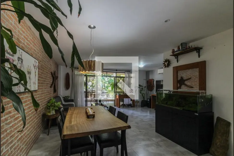 Apartamento com 4 quartos à venda, 158m2 em Rio De Janeiro - RJ - imagem 1 Foto 1 de Apartamento com 4 quartos à venda, 158m2 em Rio De Janeiro - RJ