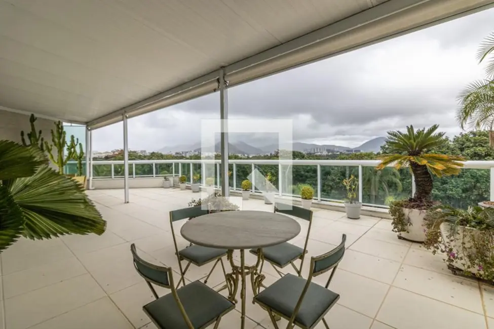 Apartamento com 3 quartos à venda, 340m2 em Rio De Janeiro - RJ - imagem 9 Foto 9 de Apartamento com 3 quartos à venda, 340m2 em Rio De Janeiro - RJ