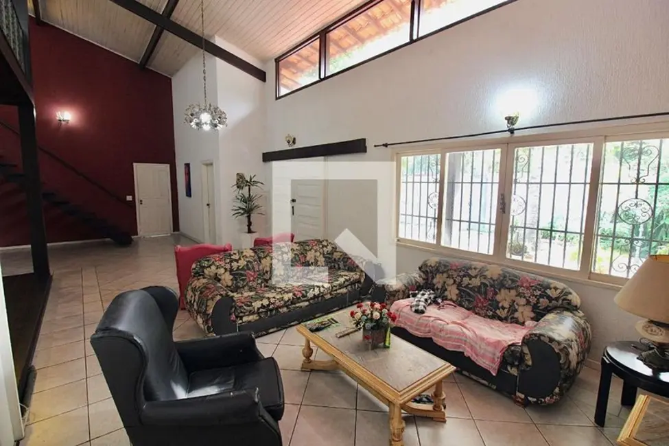 Foto 2 de Casa com 5 quartos à venda, 600m2 em Rio De Janeiro - RJ
