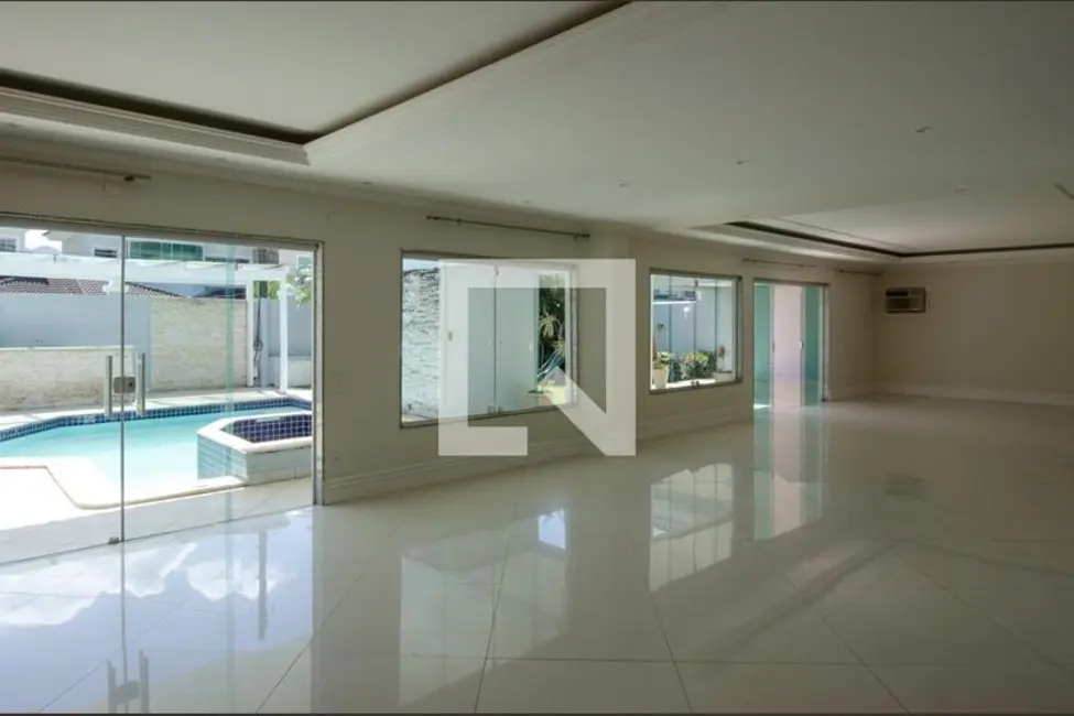 Foto 2 de Casa de Condomínio com 6 quartos à venda, 600m2 em Rio De Janeiro - RJ