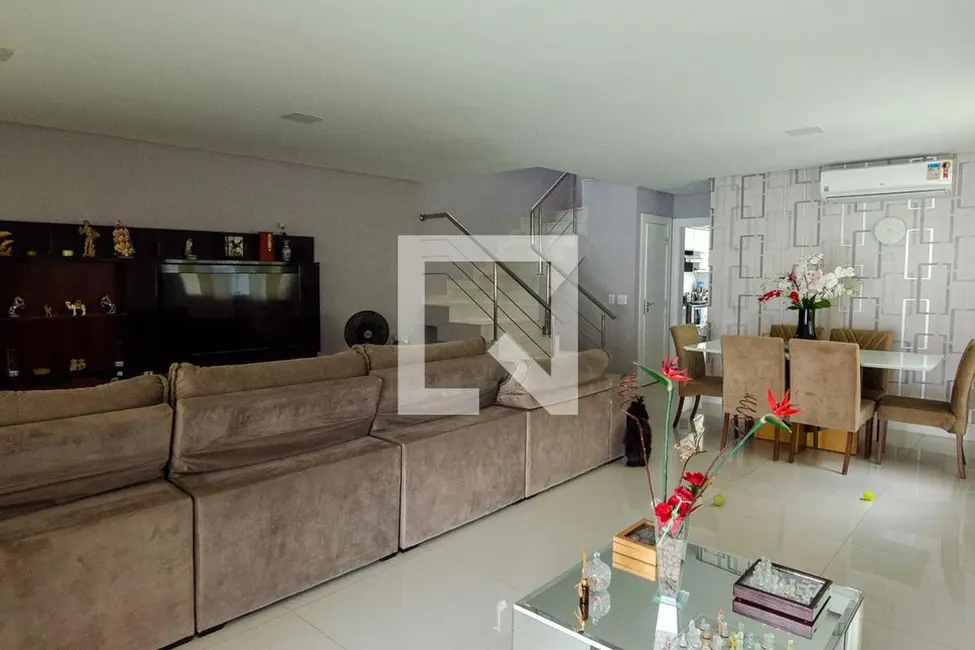 Casa de Condomínio com 5 quartos à venda, 233m2 em Rio De Janeiro - RJ - imagem 6 Foto 6 de Casa de Condomínio com 5 quartos à venda, 233m2 em Rio De Janeiro - RJ