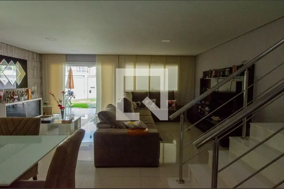 Casa de Condomínio com 5 quartos à venda, 233m2 em Rio De Janeiro - RJ - imagem 2 Foto 2 de Casa de Condomínio com 5 quartos à venda, 233m2 em Rio De Janeiro - RJ