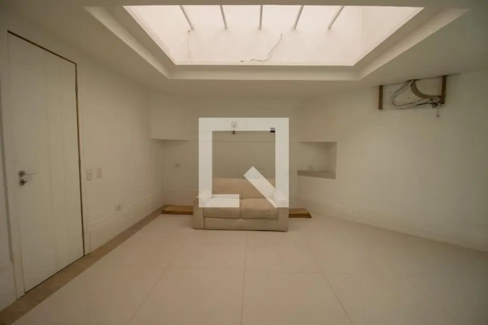 Casa com 6 quartos à venda, 380m2 em Rio De Janeiro - RJ - imagem 7 Foto 7 de Casa com 6 quartos à venda, 380m2 em Rio De Janeiro - RJ