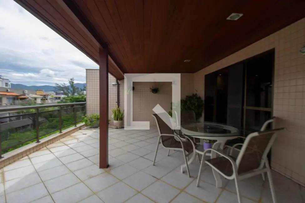 Apartamento com 3 quartos à venda, 300m2 em Rio De Janeiro - RJ - imagem 9 Foto 9 de Apartamento com 3 quartos à venda, 300m2 em Rio De Janeiro - RJ