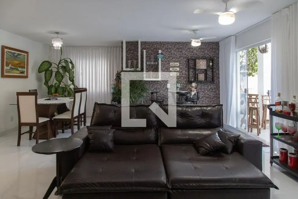 Foto 4 de Casa com 3 quartos à venda, 350m2 em Rio De Janeiro - RJ