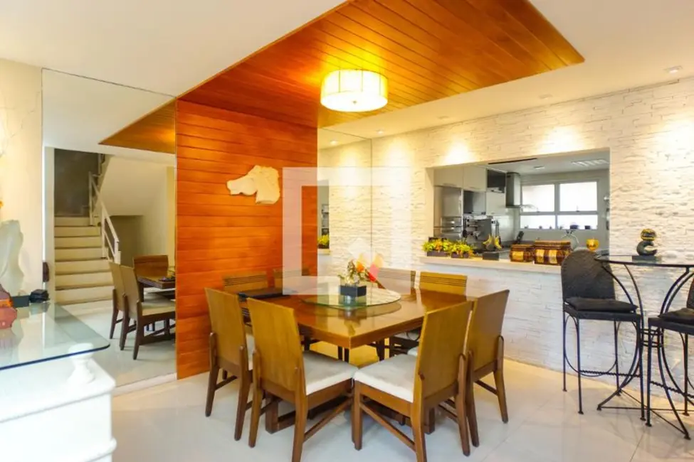 Foto 2 de Casa de Condomínio com 6 quartos à venda, 320m2 em Rio De Janeiro - RJ
