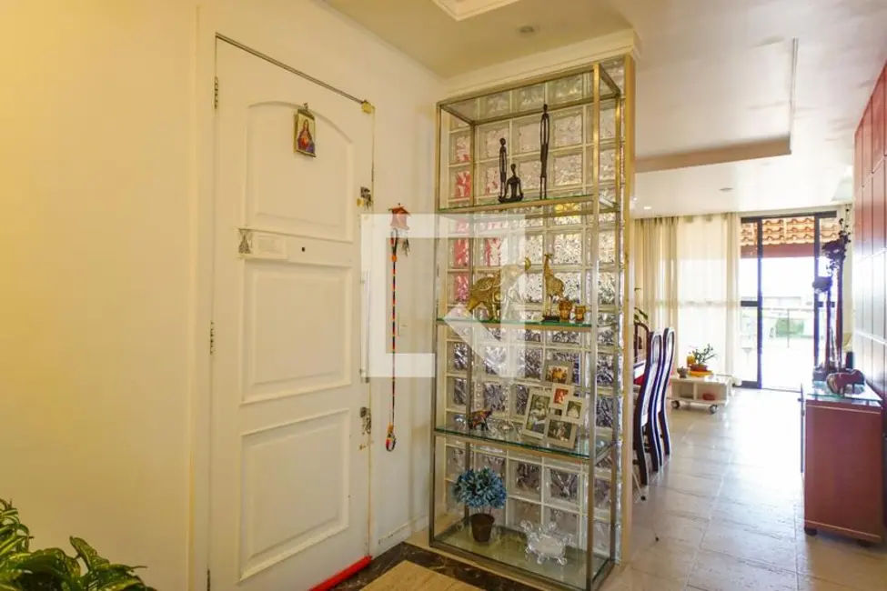 Apartamento com 3 quartos à venda, 190m2 em Rio De Janeiro - RJ - imagem 7 Foto 7 de Apartamento com 3 quartos à venda, 190m2 em Rio De Janeiro - RJ