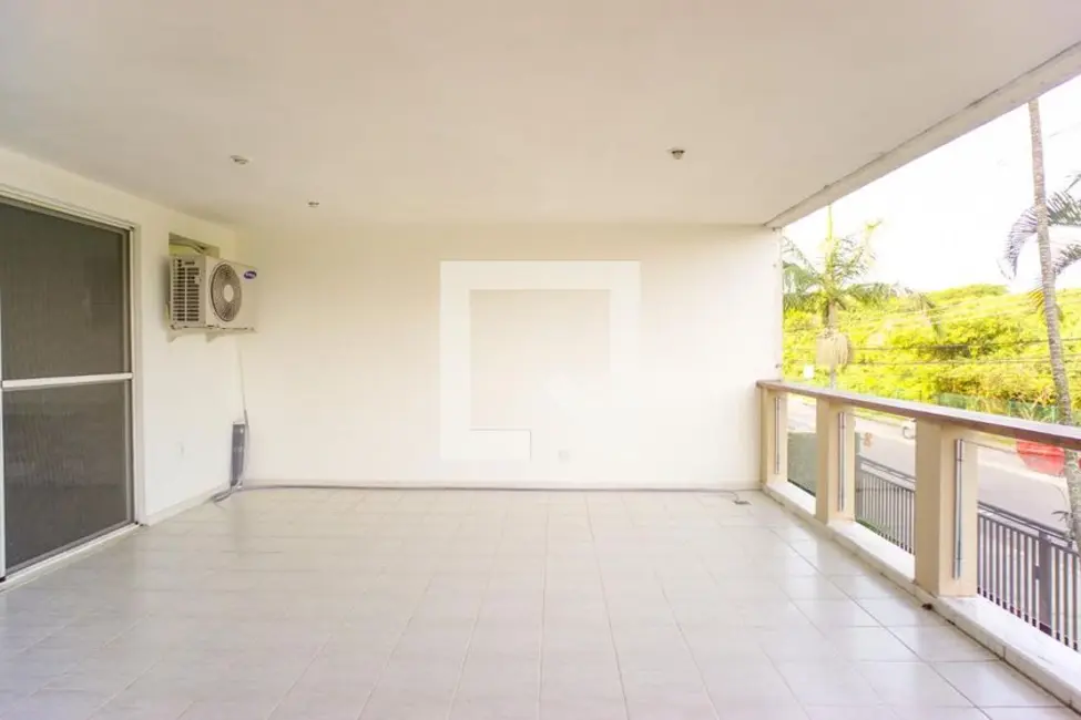 Apartamento com 4 quartos à venda, 227m2 em Rio De Janeiro - RJ - imagem 6 Foto 6 de Apartamento com 4 quartos à venda, 227m2 em Rio De Janeiro - RJ