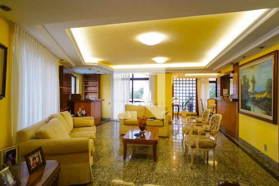Apartamento com 4 quartos à venda, 420m2 em Rio De Janeiro - RJ - imagem 2 Foto 2 de Apartamento com 4 quartos à venda, 420m2 em Rio De Janeiro - RJ