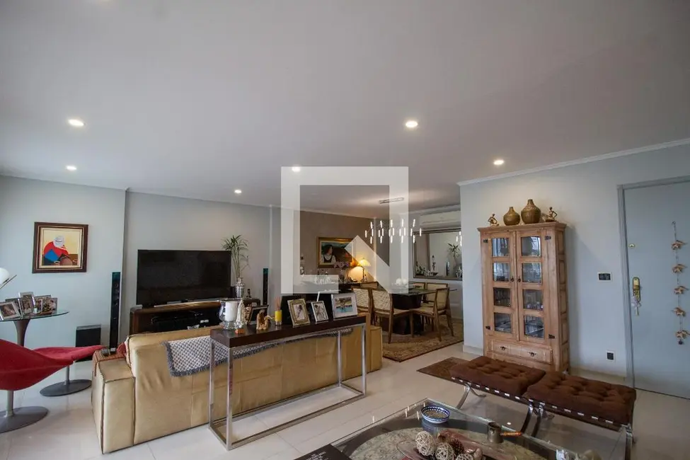 Apartamento com 3 quartos à venda, 189m2 em Rio De Janeiro - RJ - imagem 7 Foto 7 de Apartamento com 3 quartos à venda, 189m2 em Rio De Janeiro - RJ