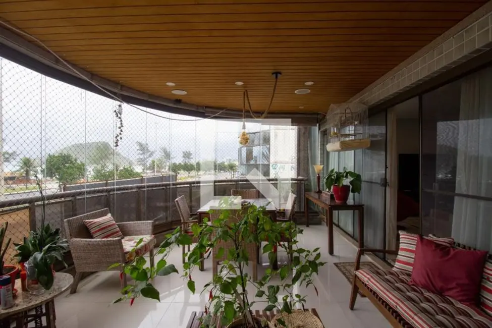 Apartamento com 3 quartos à venda, 189m2 em Rio De Janeiro - RJ - imagem 9 Foto 9 de Apartamento com 3 quartos à venda, 189m2 em Rio De Janeiro - RJ