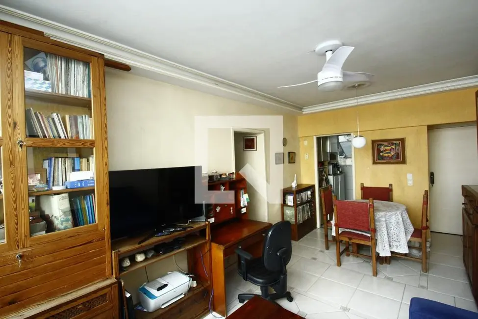 Apartamento com 3 quartos à venda, 70m2 em Urca, Rio De Janeiro - RJ - imagem 8 Foto 8 de Apartamento com 3 quartos à venda, 70m2 em Urca, Rio De Janeiro - RJ
