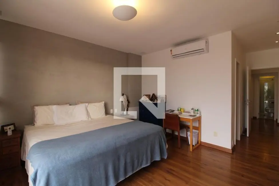Apartamento com 3 quartos à venda, 270m2 em Rio De Janeiro - RJ - imagem 9 Foto 9 de Apartamento com 3 quartos à venda, 270m2 em Rio De Janeiro - RJ