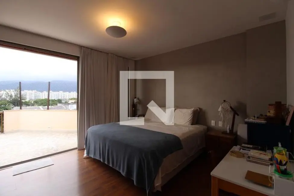Apartamento com 3 quartos à venda, 270m2 em Rio De Janeiro - RJ - imagem 8 Foto 8 de Apartamento com 3 quartos à venda, 270m2 em Rio De Janeiro - RJ