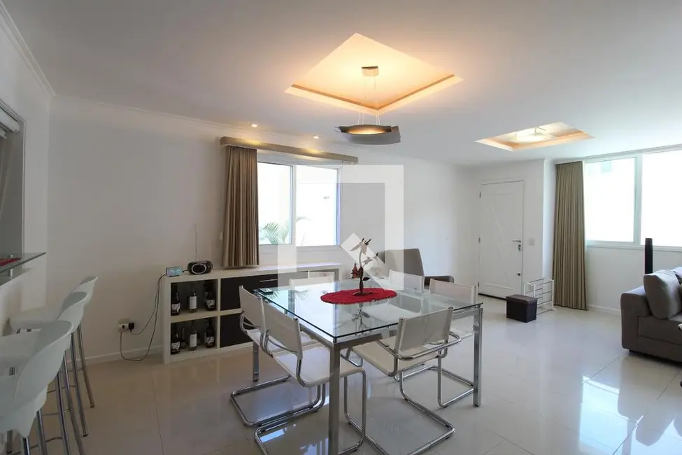 Casa de Condomínio com 5 quartos à venda, 375m2 em Rio De Janeiro - RJ - imagem 4 Foto 4 de Casa de Condomínio com 5 quartos à venda, 375m2 em Rio De Janeiro - RJ
