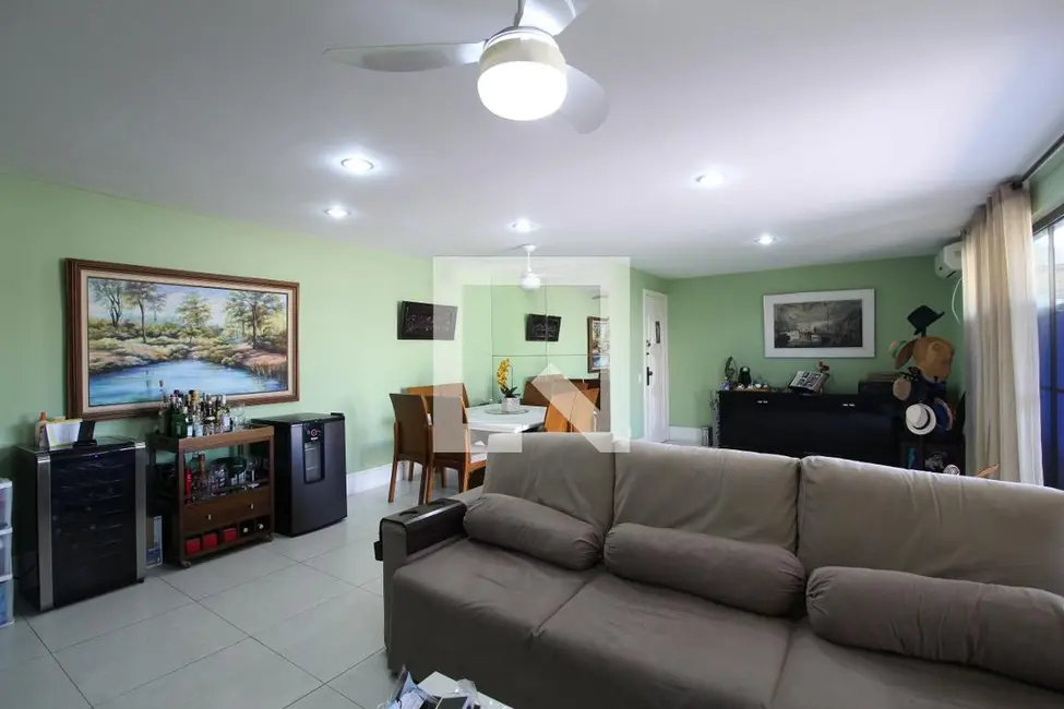 Apartamento com 3 quartos à venda, 200m2 em Rio De Janeiro - RJ - imagem 8 Foto 8 de Apartamento com 3 quartos à venda, 200m2 em Rio De Janeiro - RJ