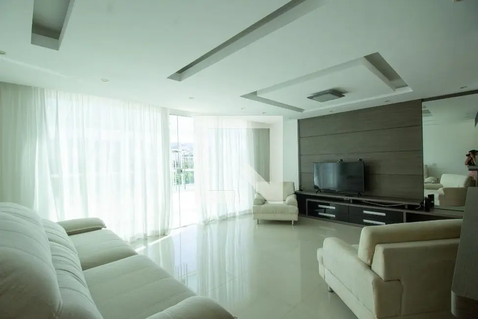 Foto 2 de Apartamento com 4 quartos à venda, 320m2 em Rio De Janeiro - RJ