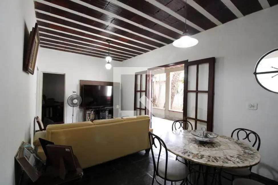 Foto 2 de Casa com 6 quartos à venda, 381m2 em Rio De Janeiro - RJ