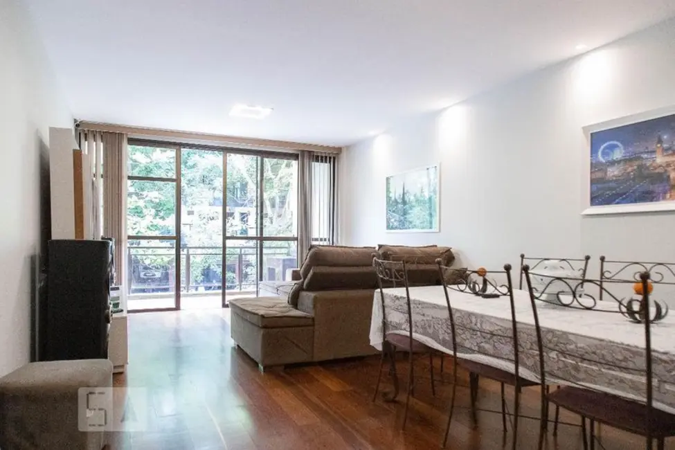 Foto 2 de Apartamento com 4 quartos à venda, 150m2 em Rio De Janeiro - RJ