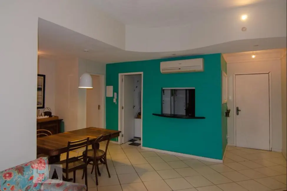 Apartamento com 3 quartos à venda, 108m2 em Botafogo, Rio De Janeiro - RJ - imagem 2 Foto 2 de Apartamento com 3 quartos à venda, 108m2 em Botafogo, Rio De Janeiro - RJ