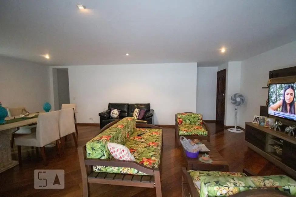 Apartamento com 4 quartos à venda, 180m2 em Rio De Janeiro - RJ - imagem 5 Foto 5 de Apartamento com 4 quartos à venda, 180m2 em Rio De Janeiro - RJ