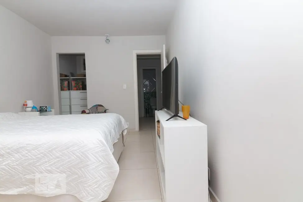 Casa com 4 quartos à venda, 258m2 em Barra da Tijuca, Rio De Janeiro - RJ - imagem 8 Foto 8 de Casa com 4 quartos à venda, 258m2 em Barra da Tijuca, Rio De Janeiro - RJ