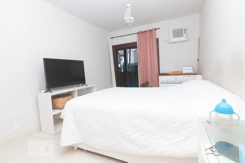 Casa com 4 quartos à venda, 258m2 em Barra da Tijuca, Rio De Janeiro - RJ - imagem 6 Foto 6 de Casa com 4 quartos à venda, 258m2 em Barra da Tijuca, Rio De Janeiro - RJ