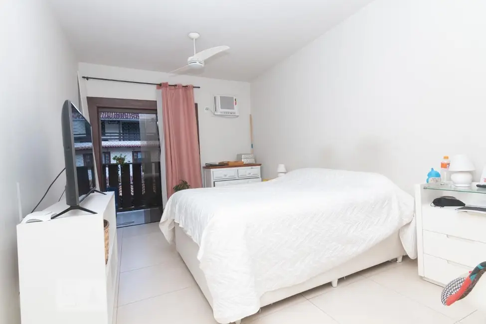 Casa com 4 quartos à venda, 258m2 em Barra da Tijuca, Rio De Janeiro - RJ - imagem 9 Foto 9 de Casa com 4 quartos à venda, 258m2 em Barra da Tijuca, Rio De Janeiro - RJ