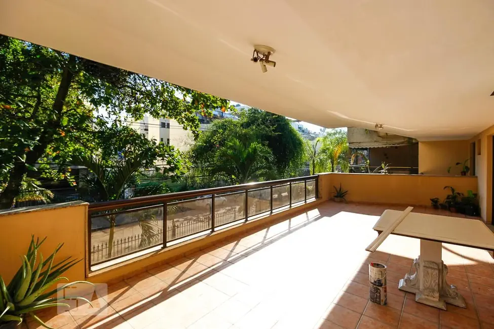 Apartamento com 4 quartos à venda, 185m2 em Rio De Janeiro - RJ - imagem 8 Foto 8 de Apartamento com 4 quartos à venda, 185m2 em Rio De Janeiro - RJ