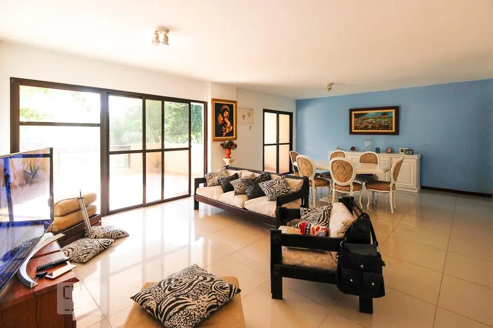 Apartamento com 4 quartos à venda, 185m2 em Rio De Janeiro - RJ - imagem 1 Foto 1 de Apartamento com 4 quartos à venda, 185m2 em Rio De Janeiro - RJ
