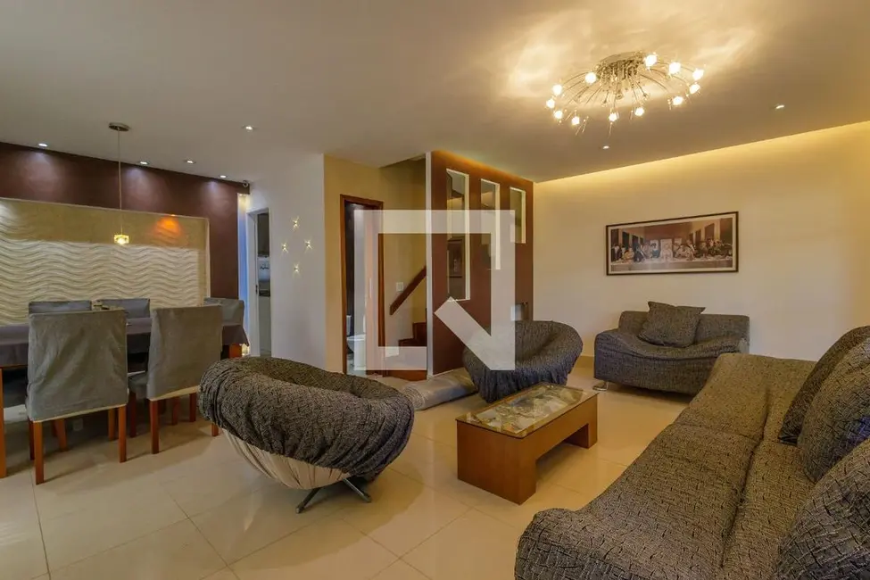Casa com 4 quartos à venda, 213m2 em Rio De Janeiro - RJ - imagem 4 Foto 4 de Casa com 4 quartos à venda, 213m2 em Rio De Janeiro - RJ